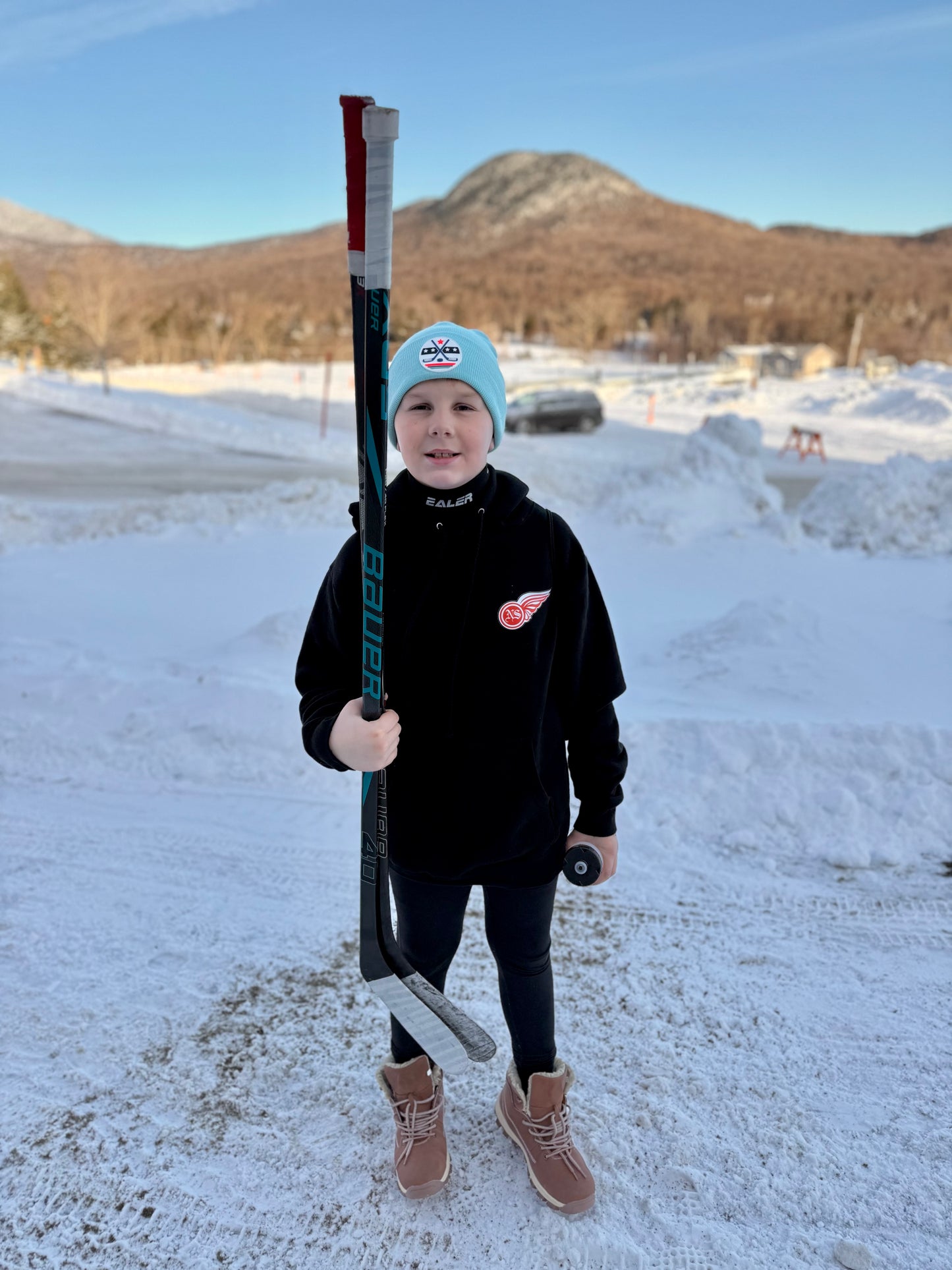 NEW! Hockey Stars & Sticks Winter Beanie